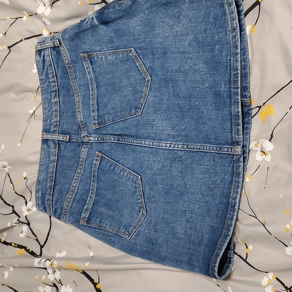 Demin skirt - Picture 2 of 2